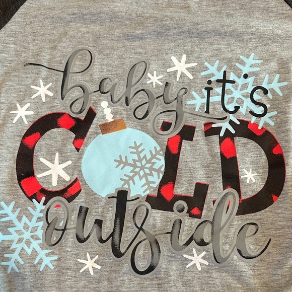 *last chance* Women’s Gray Winter Quarter Long Sleeve Shirt - Picture 2 of 11